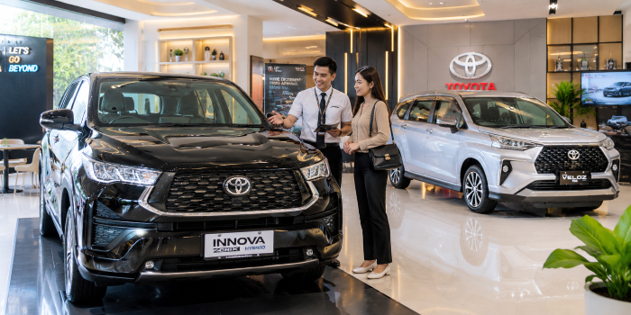 Dealer Mobil Toyota